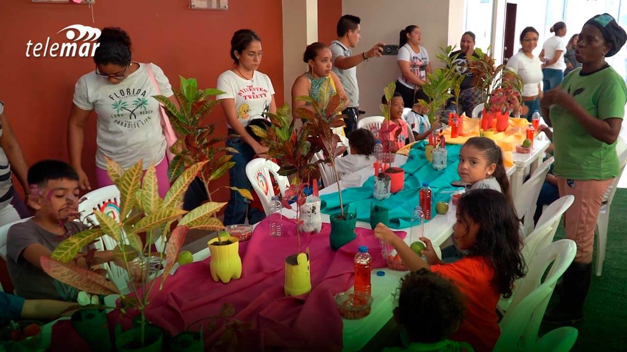 Terapia Grupal para Ninos con Discapacidad en Esmeraldas