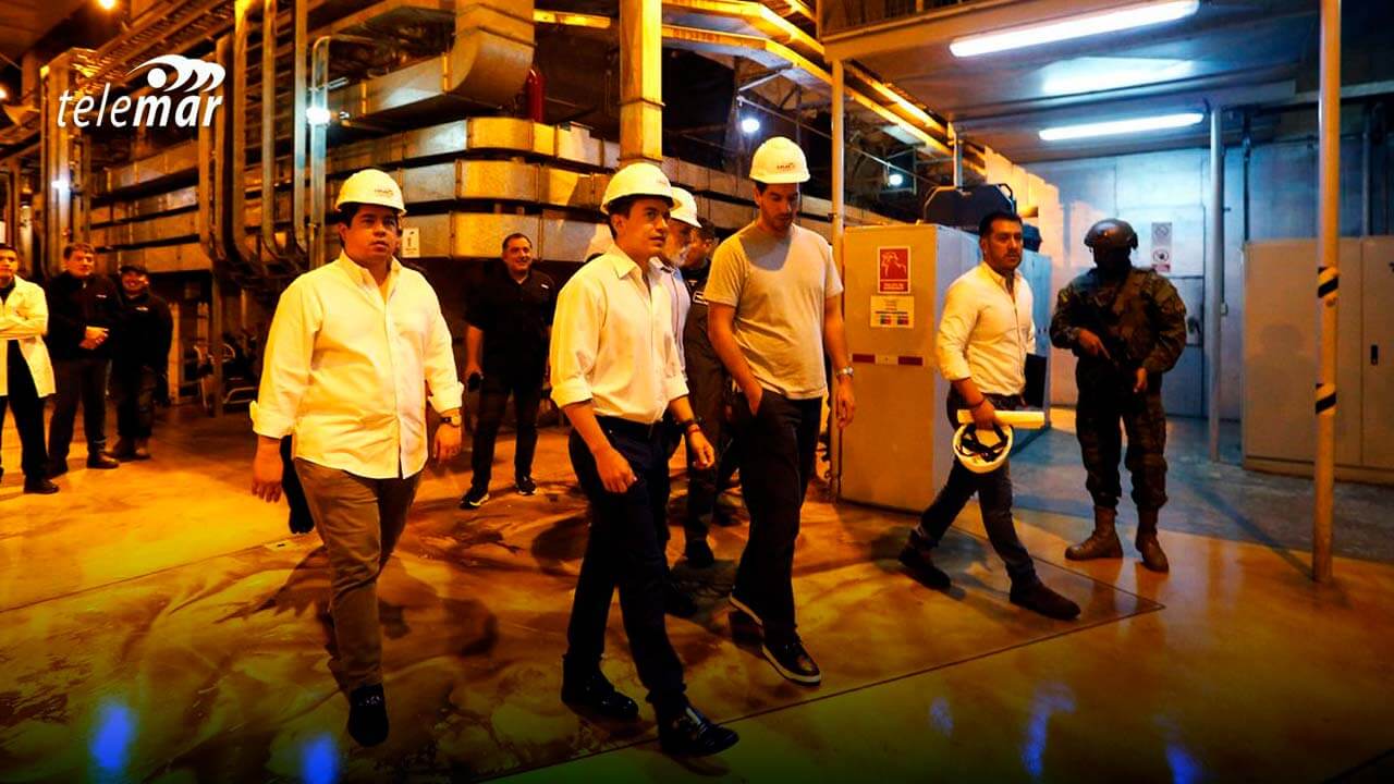 Presidente Noboa Inspecciona Central Hidroeléctrica Mazar