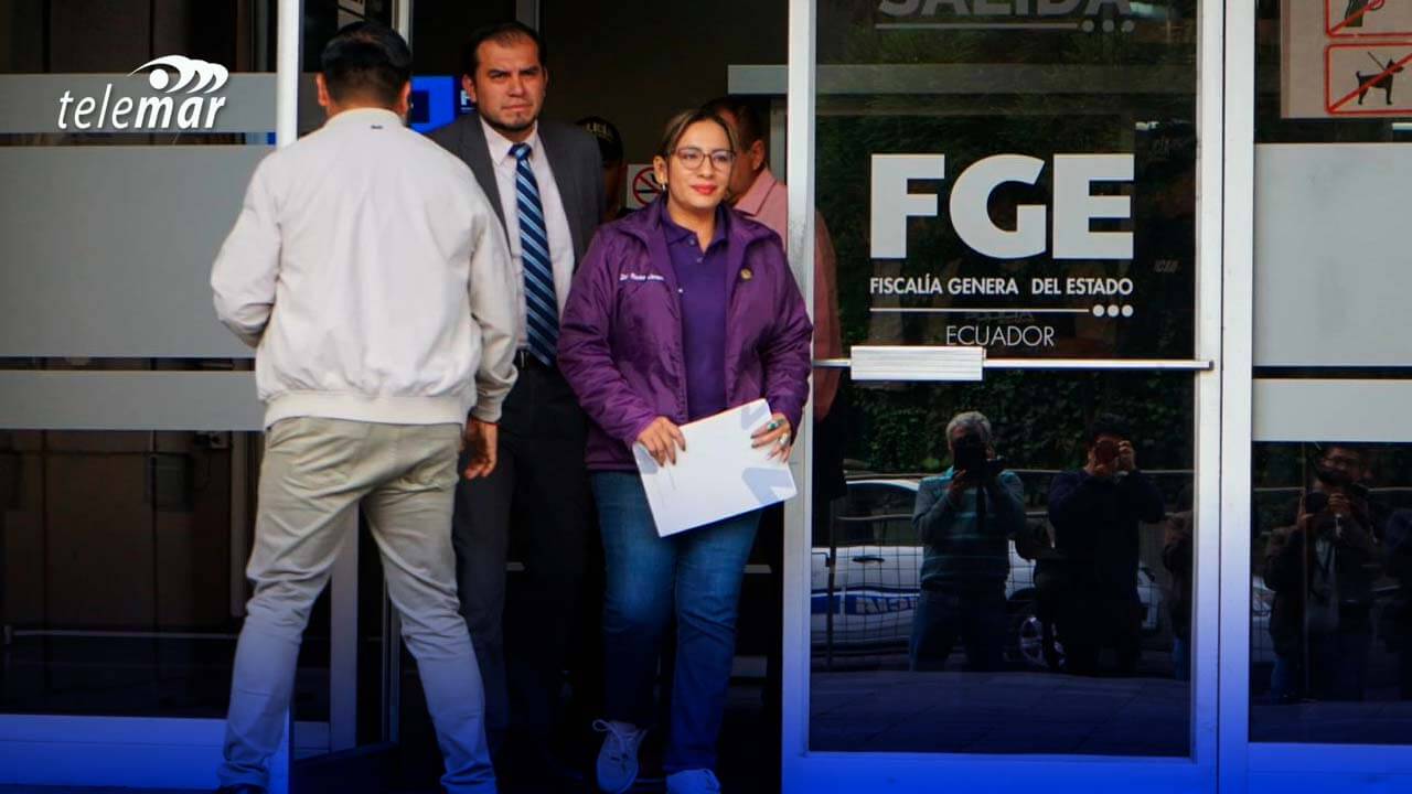 Ministra Rovira Denuncia Corrupción en el MIES ante la Fiscalía