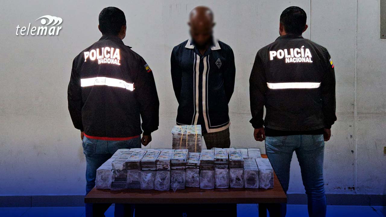 Detenido en Guayaquil por operar estafas piramidales con dinero falso