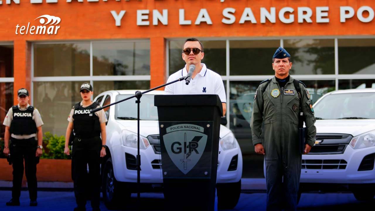 Gobierno Fortalece la Seguridad con la Entrega de 139 Camionetas a la Policía Nacional