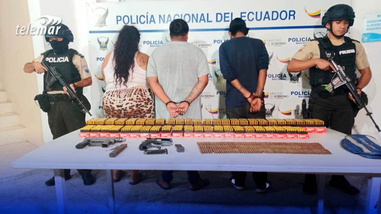 Policía intercepta más de 2.500 cartuchos y detiene a tres personas en Guayaquil