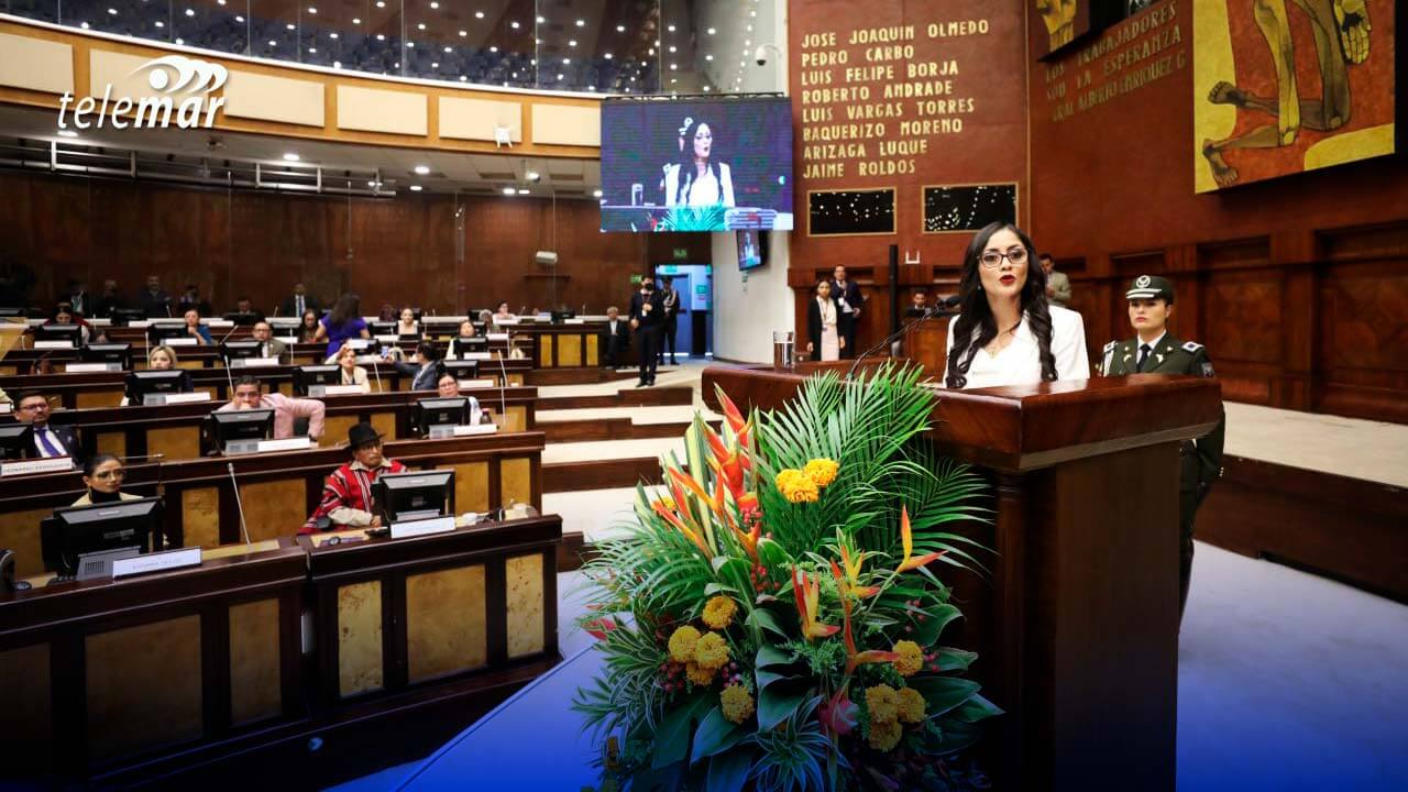 Viviana Veloz asume la presidencia de la Asamblea Nacional