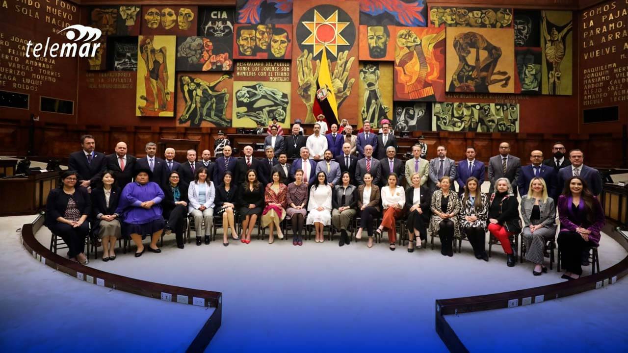 Asamblea Nacional lidera el diálogo global en el "Parlamento al Mundo"