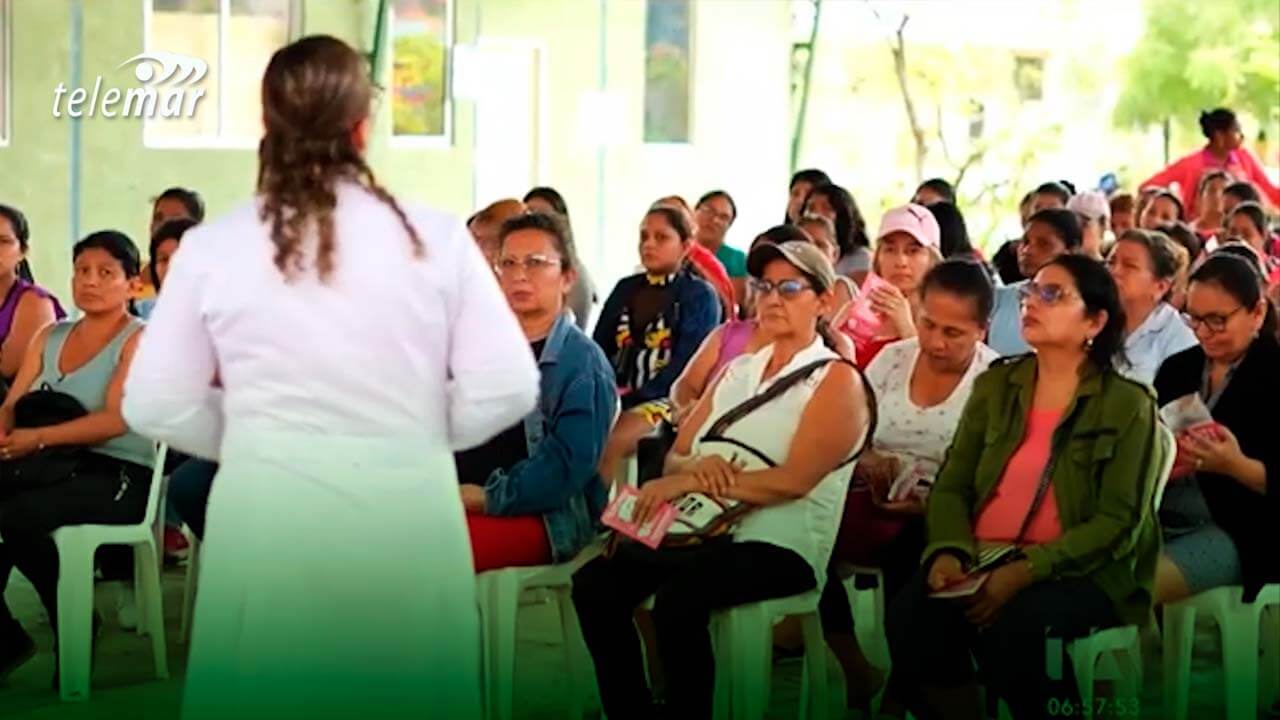 Campaña de salud gratuita en Esmeraldas: "El cáncer no avisa, revísate"