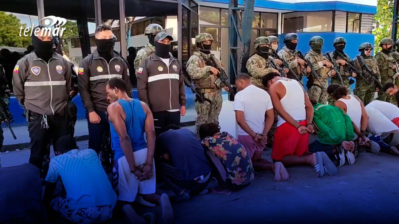 Caen catorce implicados en red de microtráfico en Esmeraldas