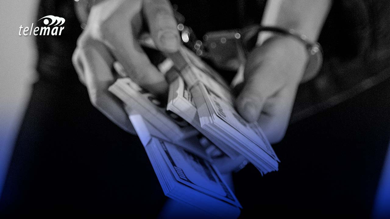 Exfuncionario de la UAFE enfrentará juicio por millonario esquema de lavado de activos