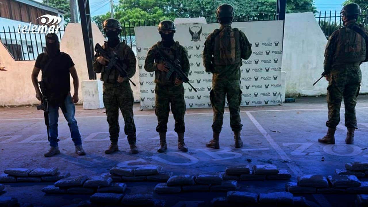Bloque de seguridad decomisa 150 kilos de SCSF en Bocana de Lagarto, Rioverde