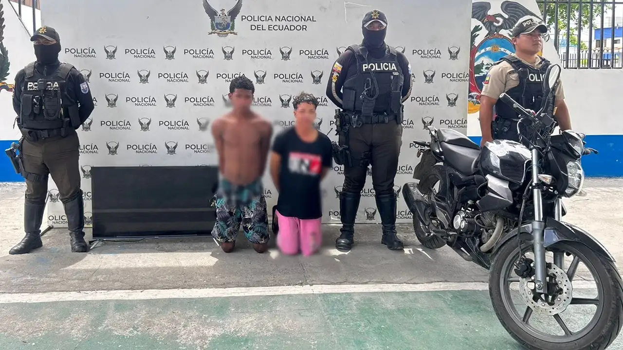 Detenidos en flagrancia por robo y receptación al sur de Esmeraldas