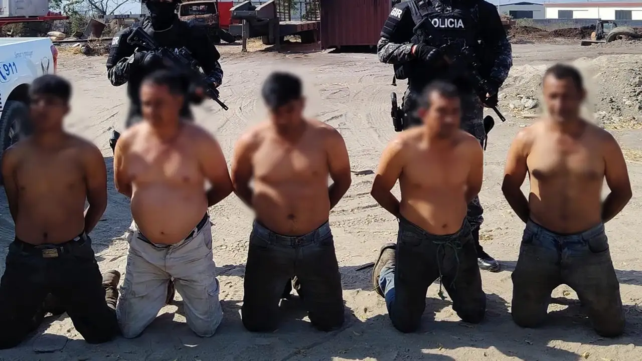 Incautan 18 mil galones de combustible en Manta