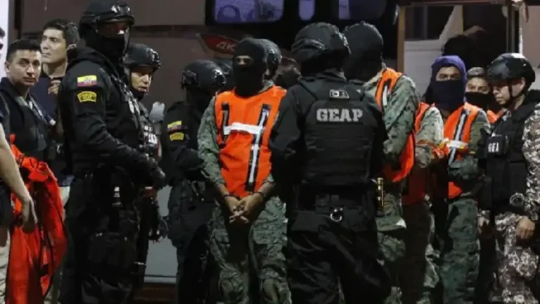 17 militares llamados a juicio en el caso Malvinas