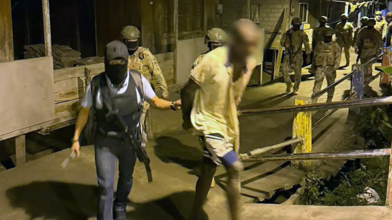 Capturan en Eloy Alfaro a presuntos miembros de “Los Chechenos”