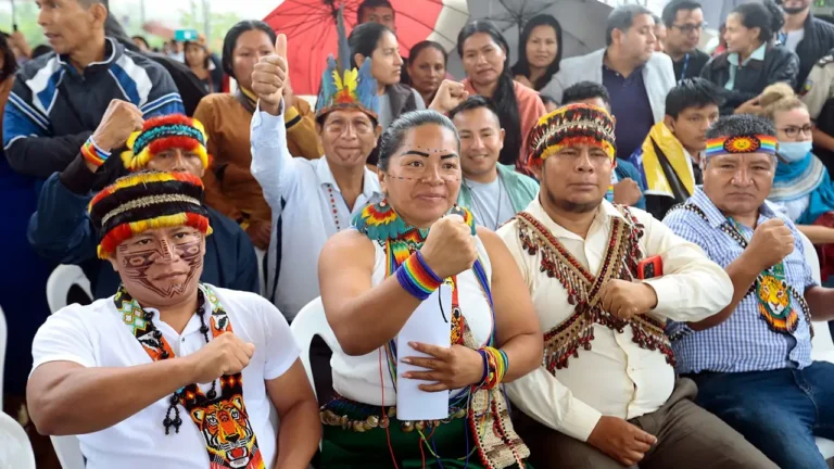 Gobierno impulsa a productores de cacao y papa china con tecnología agrícola en Pastaza