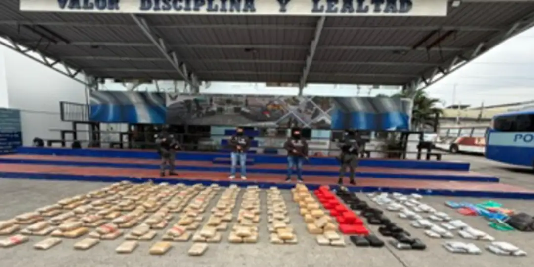 Incautan 378 Kilos de SCSF en Distrito Ceibos, Guayaquil
