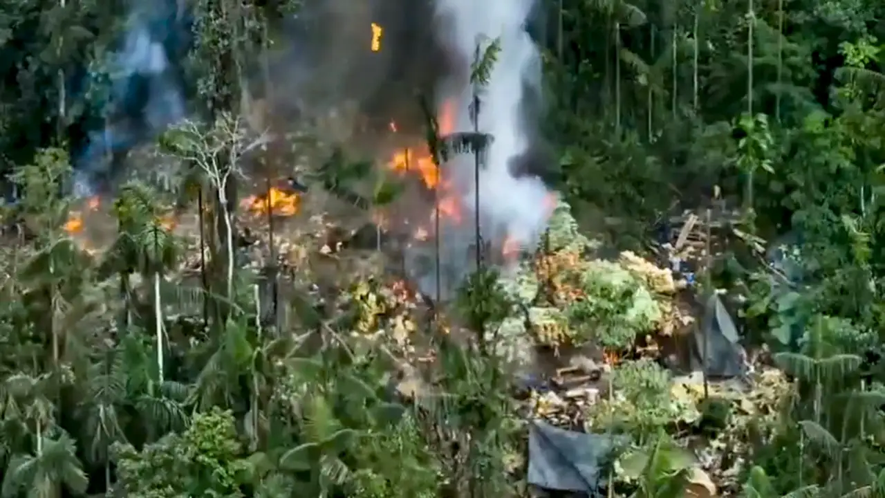 Operativos de FF.AA. destruyen bocaminas de minería ilegal en Imbabura