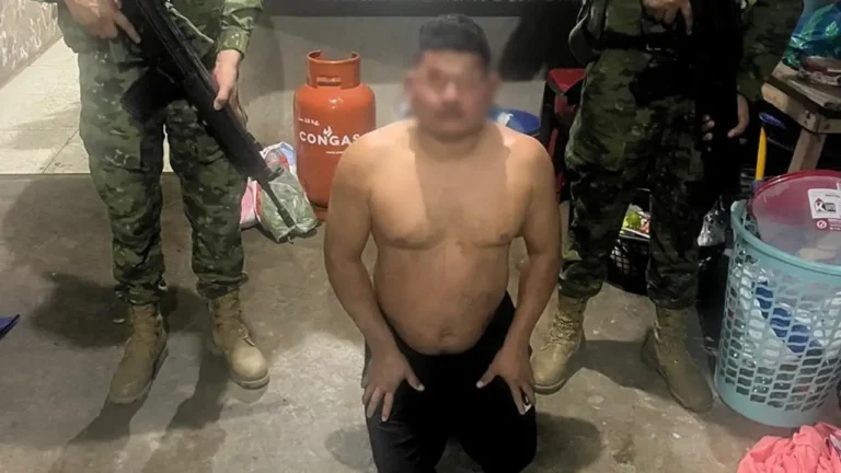 Presunto sicario del GAO "Los Lobos" es capturado en Los Ríos