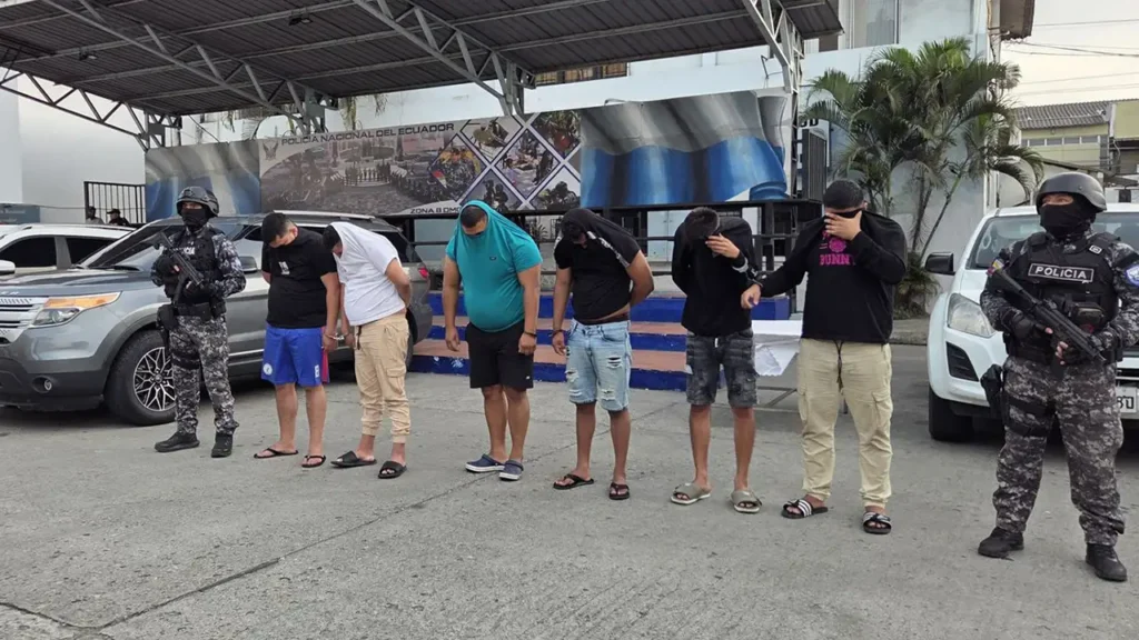 Seis detenidos: desmantelada red de tráfico de armas de fuego en Guayaquil