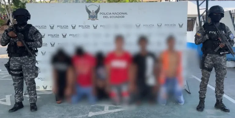Seis detenidos en operativos contra el microtráfico en Esmeraldas