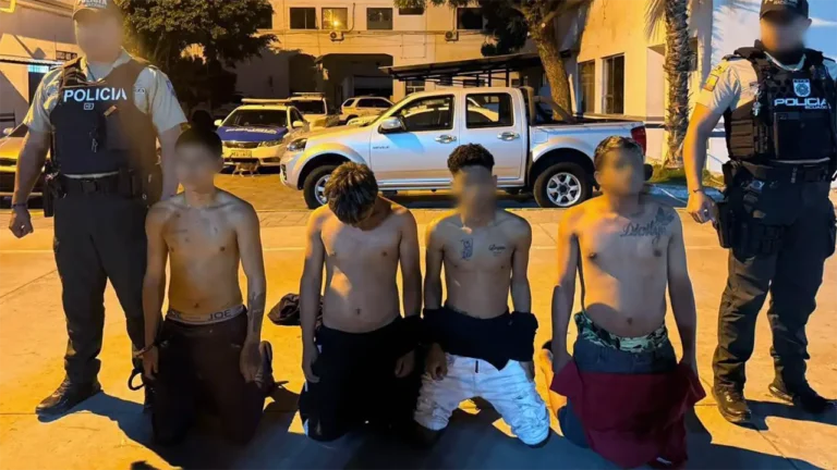 Dos menores aislados y vehículo recuperado tras enfrentamiento con la Policía en Manta