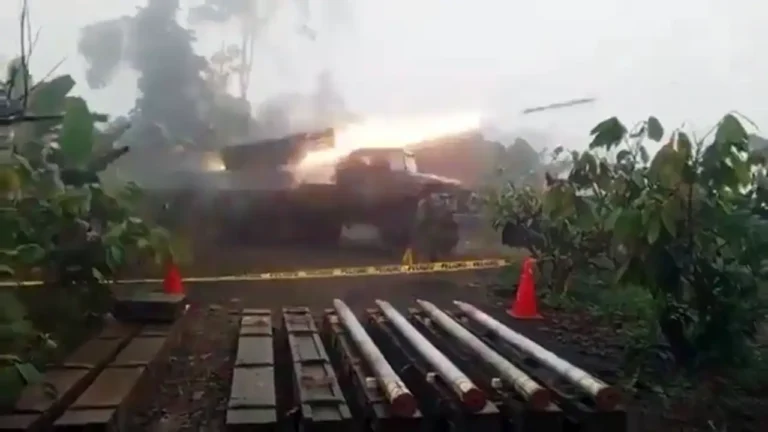 FF.AA. ejecuta operación "Tormenta de Fuego" contra minería ilegal en Azuay