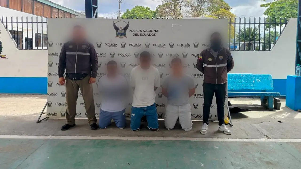 Tres detenidos por tráfico de armas en Esmeraldas