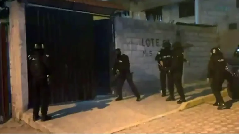 Diecinueve detenidos por fraude internacional de visados falsos