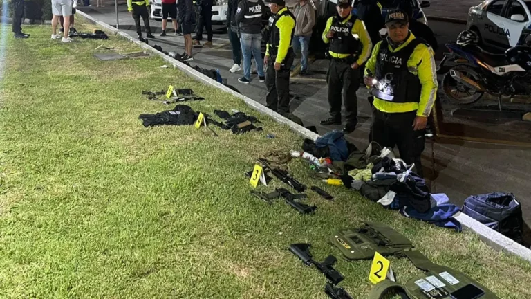 Operativo "Encuentro 137": 18 aprehendidos, entre ellos 9 peruanos en Loja