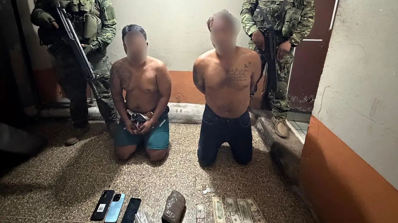 Capturados alias "Chicho" y "Crosti" vinculados al GDO "Los Choneros"