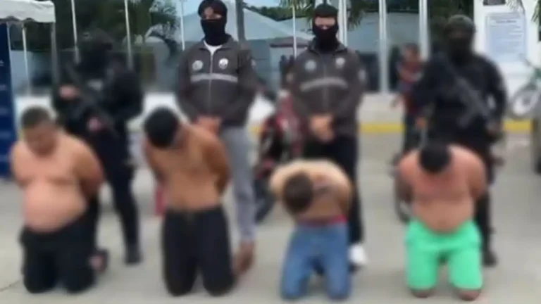 Cuatro detenidos y víctima de secuestro liberada en Manta