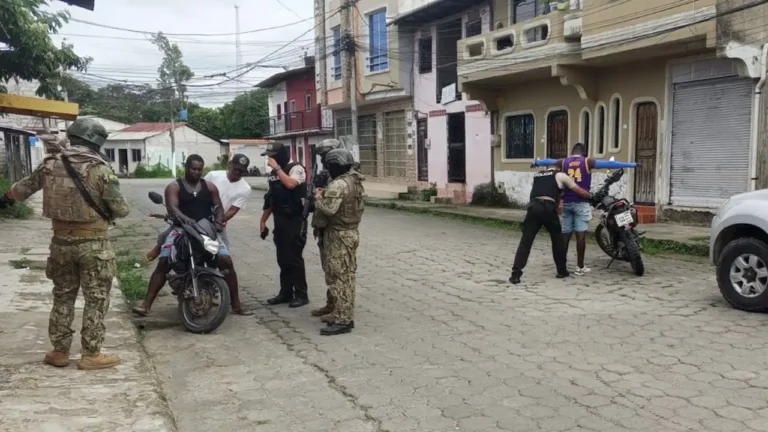 Fuerzas Armadas refuerzan seguridad y control en San Lorenzo