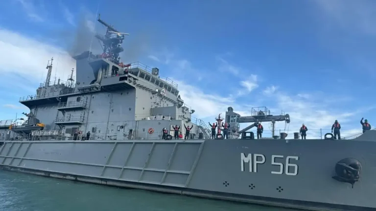 Mega buque multipropósito Jambelí inició travesía hacia Ecuador