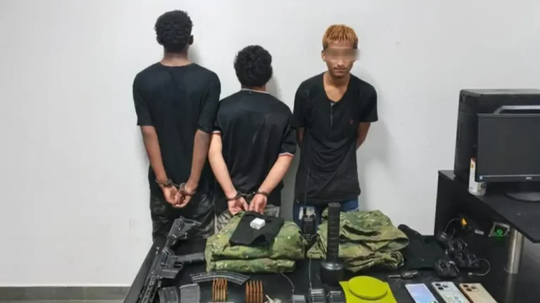 Capturan a tres sujetos vinculados a GDO en el sector Cañaveral, Pedernales