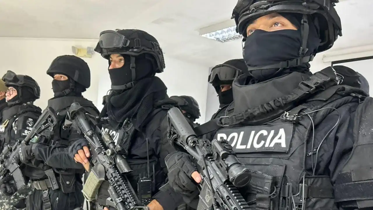 Nueve detenidos en operativos contra el microtráfico en Esmeraldas