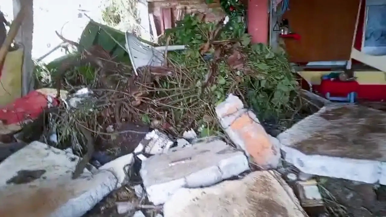Siete viviendas afectas en el barrio Colombia Huerta, tras fuerte lluvia en Esmeraldas