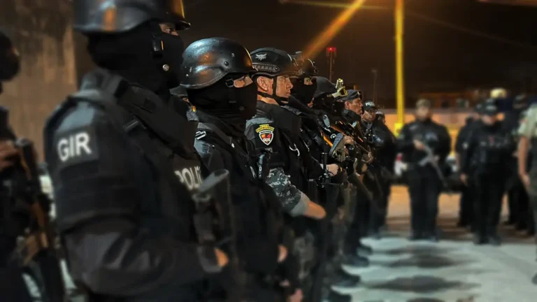 Diecisiete aprehendidos y 13 armas decomisadas en operativo Apolo 15 en Guayas