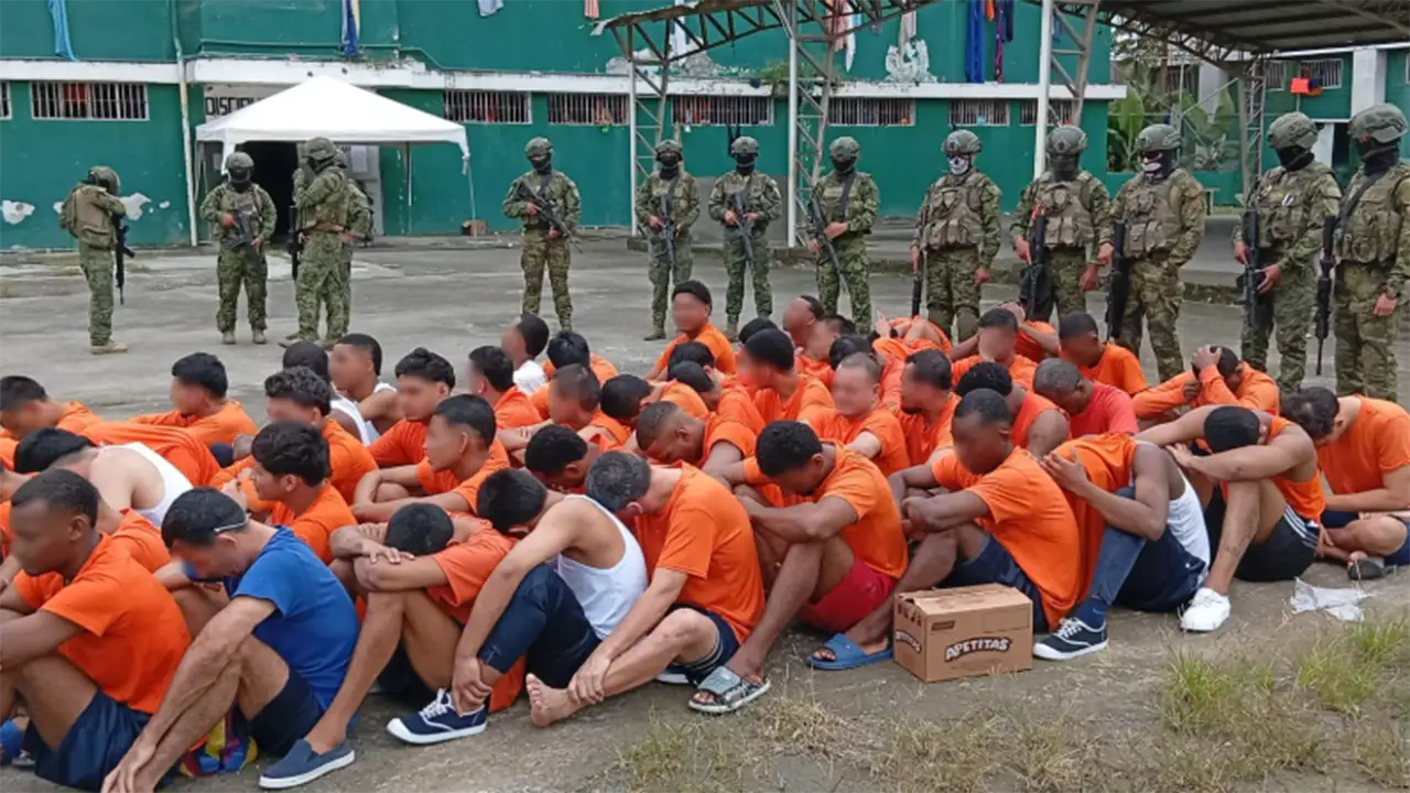 Ejército ejecutó control de seguridad en cárcel de Esmeraldas