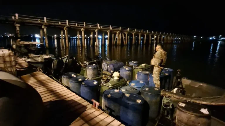 FF. AA. frenan el tráfico de combustible incautando 1.320 galones de gasolina