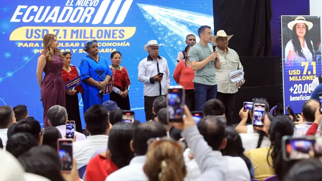 Fondos estatales impulsan la economía popular en Ecuador