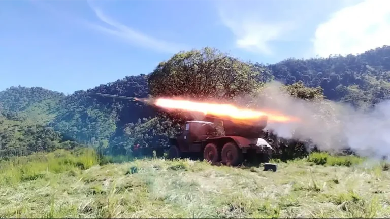 Operación Impacto: FF. AA. usa artillería pesada contra minería ilegal en Imbabura