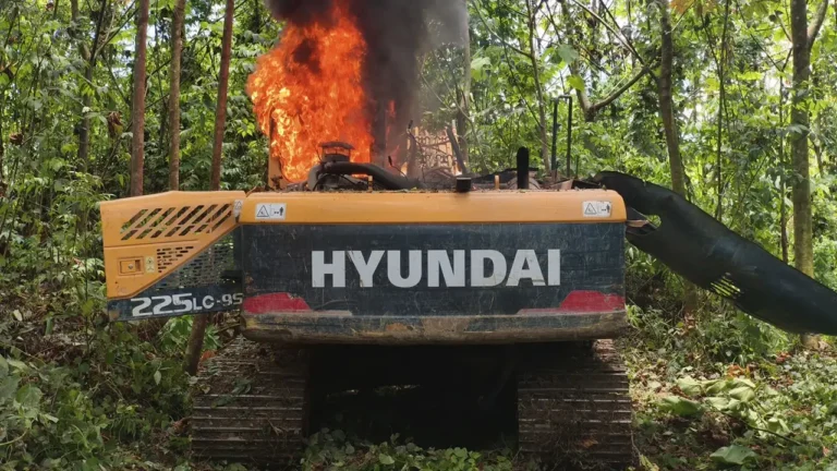 Operación especial en Tululbí: Militares inhabilitan maquinaria minera