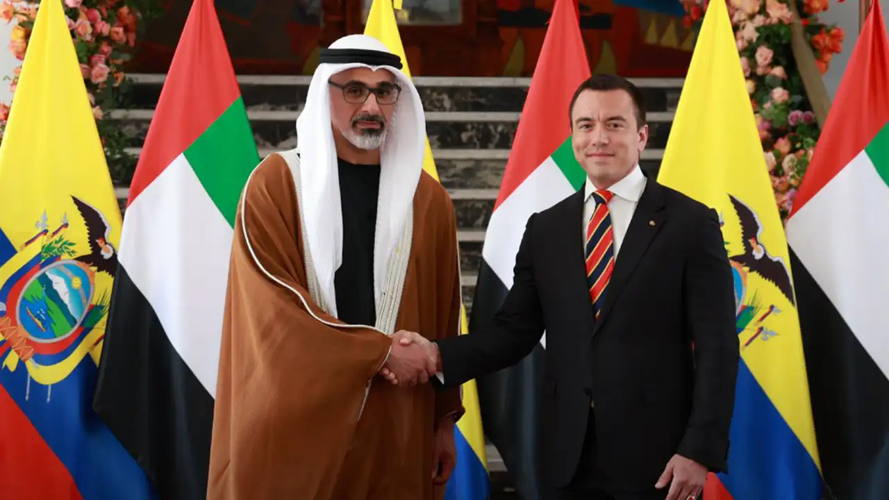 Corte Constitucional da luz verde, pero con condiciones al tratado de inversión con EAU