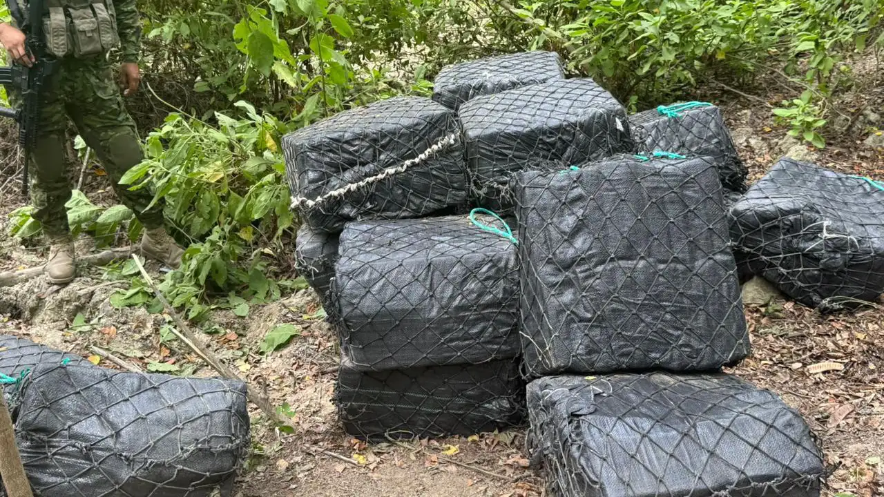 "Feriado Sorpresa" incauta 4.5 Toneladas de droga con un valor de 275 Millones USD en Manabí