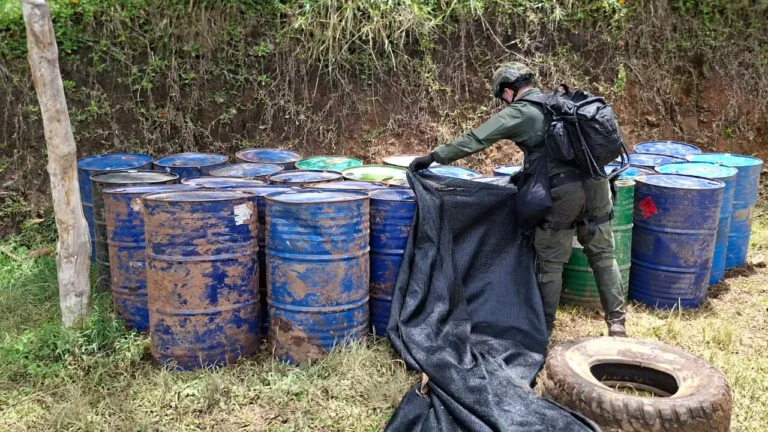 Operativo Binacional I: Policía de Ecuador, Colombia y la DEA desmantelan laboratorio de cocaína