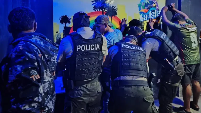 23 detenidos tras tres días de Toque de Queda en Esmeraldas