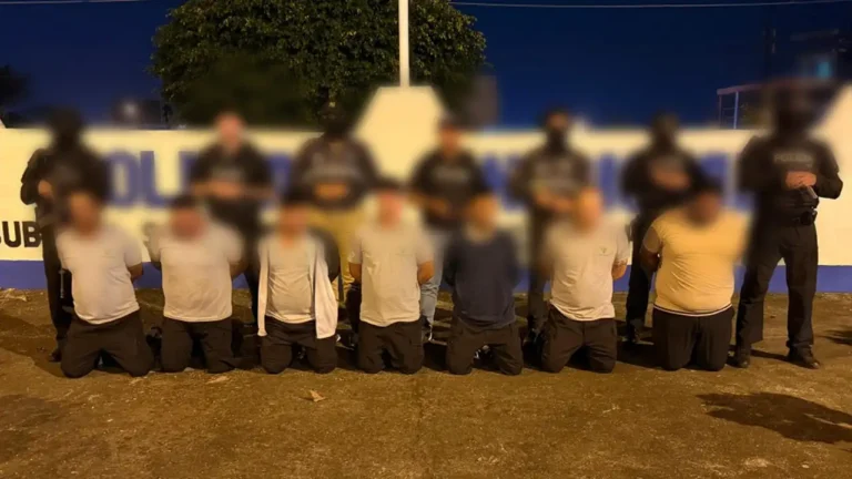 Cae red de extorsión que "vacunaba" a choferes en Terminal Terrestre de Santo Domingo