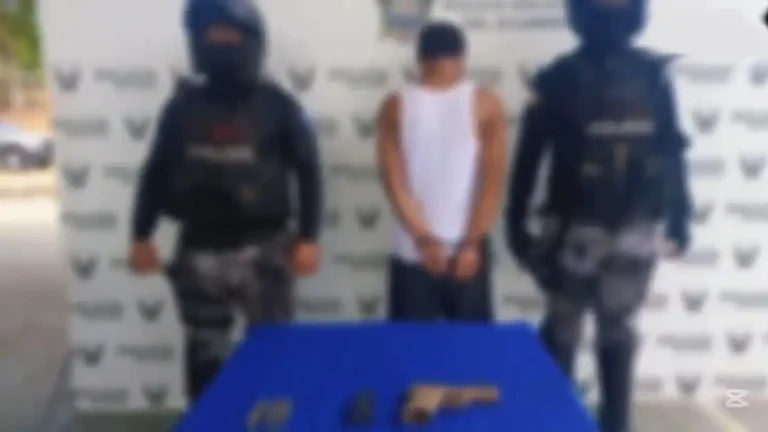 Menor de edad capturado con arma de fuego tras persecución en Nueva Esperanza