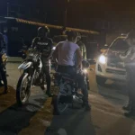 Operación IAD Esmeraldas: 57 aprehendidos, 15 detenidos, vehículos, armas, y droga incautada