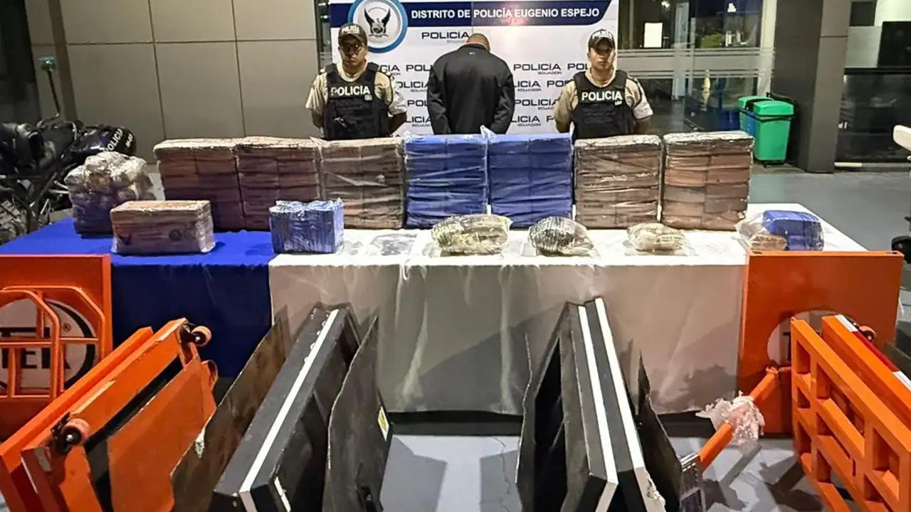 Operativo en Guayllabamba descubre droga oculto en maquinaria industrial