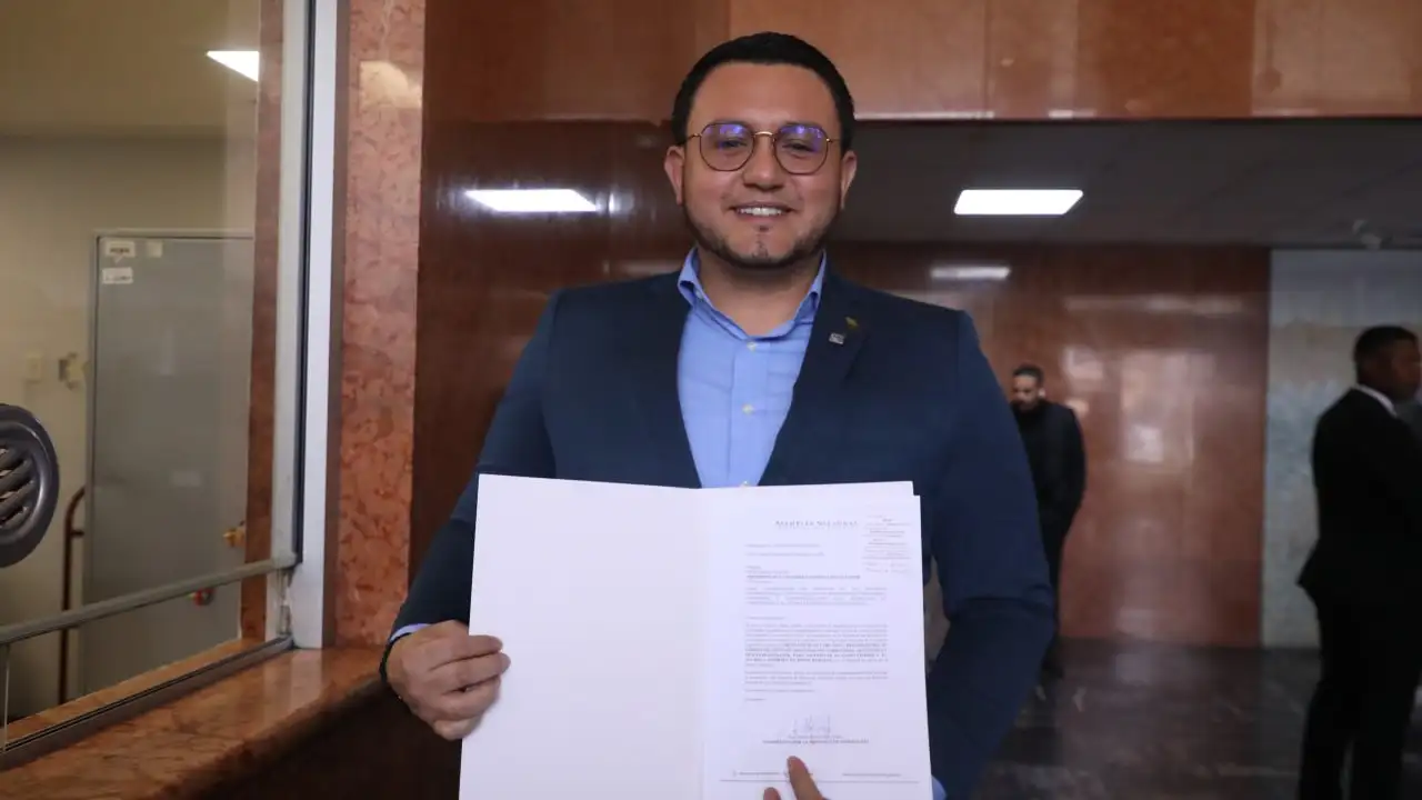 Samuel Célleri propone reforma al COOTAD para garantizar la conectividad rural