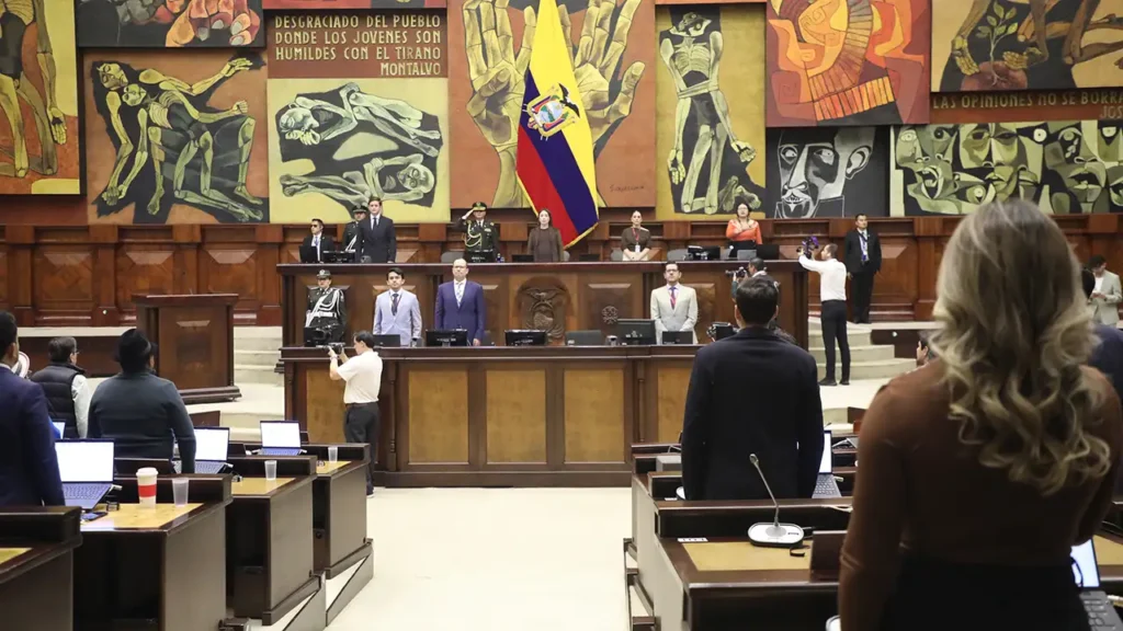 Asamblea Nacional aprueba fiscalizar el incremento patrimonial de alcaldes y prefectos